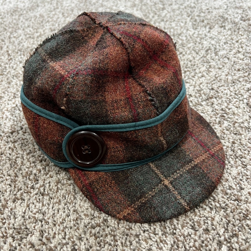 Stormy Kromer Women Size 6 3/4 The Button Up Cap Hat Partridge Plaid USA Made